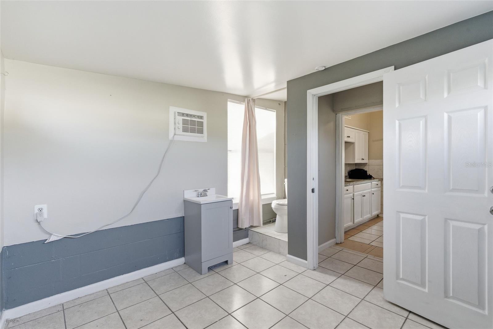 Image 13 of 21 For 3420 Normandy Drive