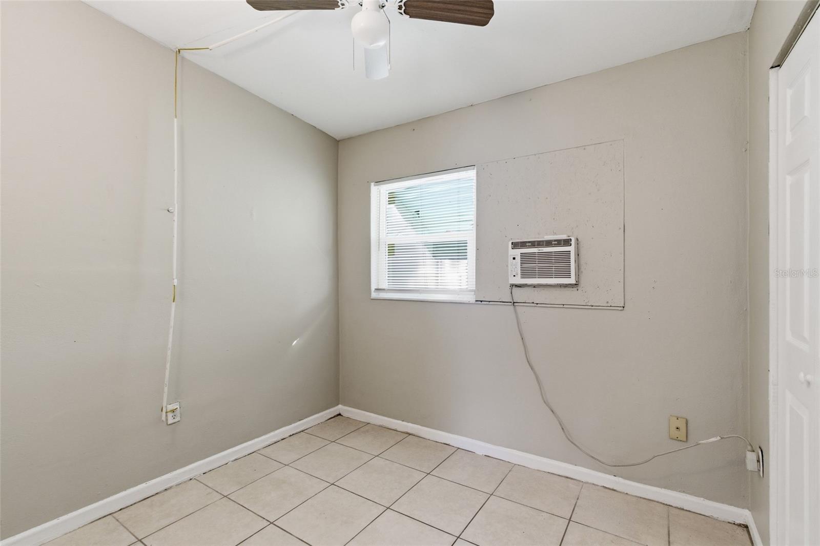 Image 15 of 21 For 3420 Normandy Drive