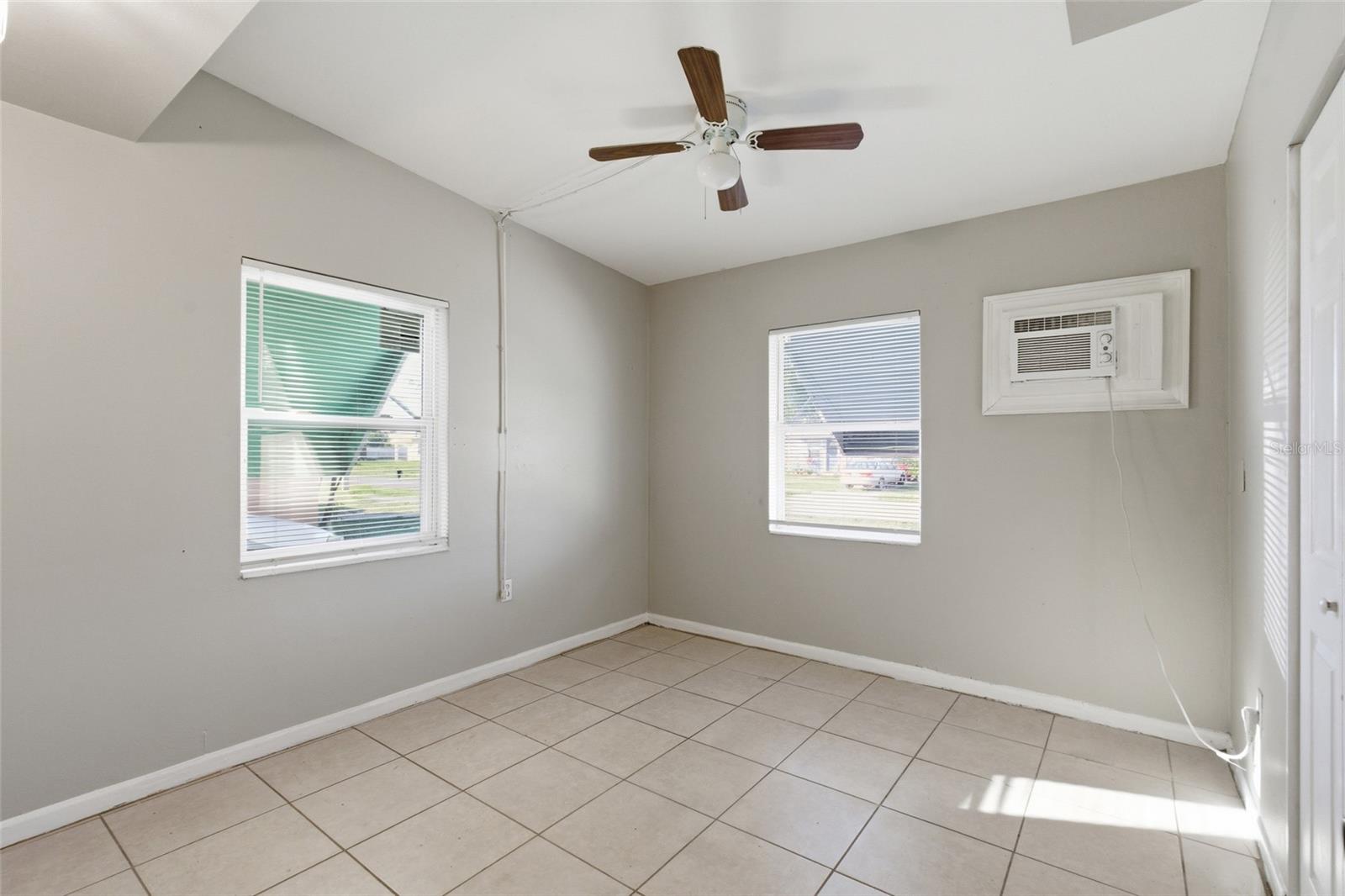 Image 18 of 21 For 3420 Normandy Drive