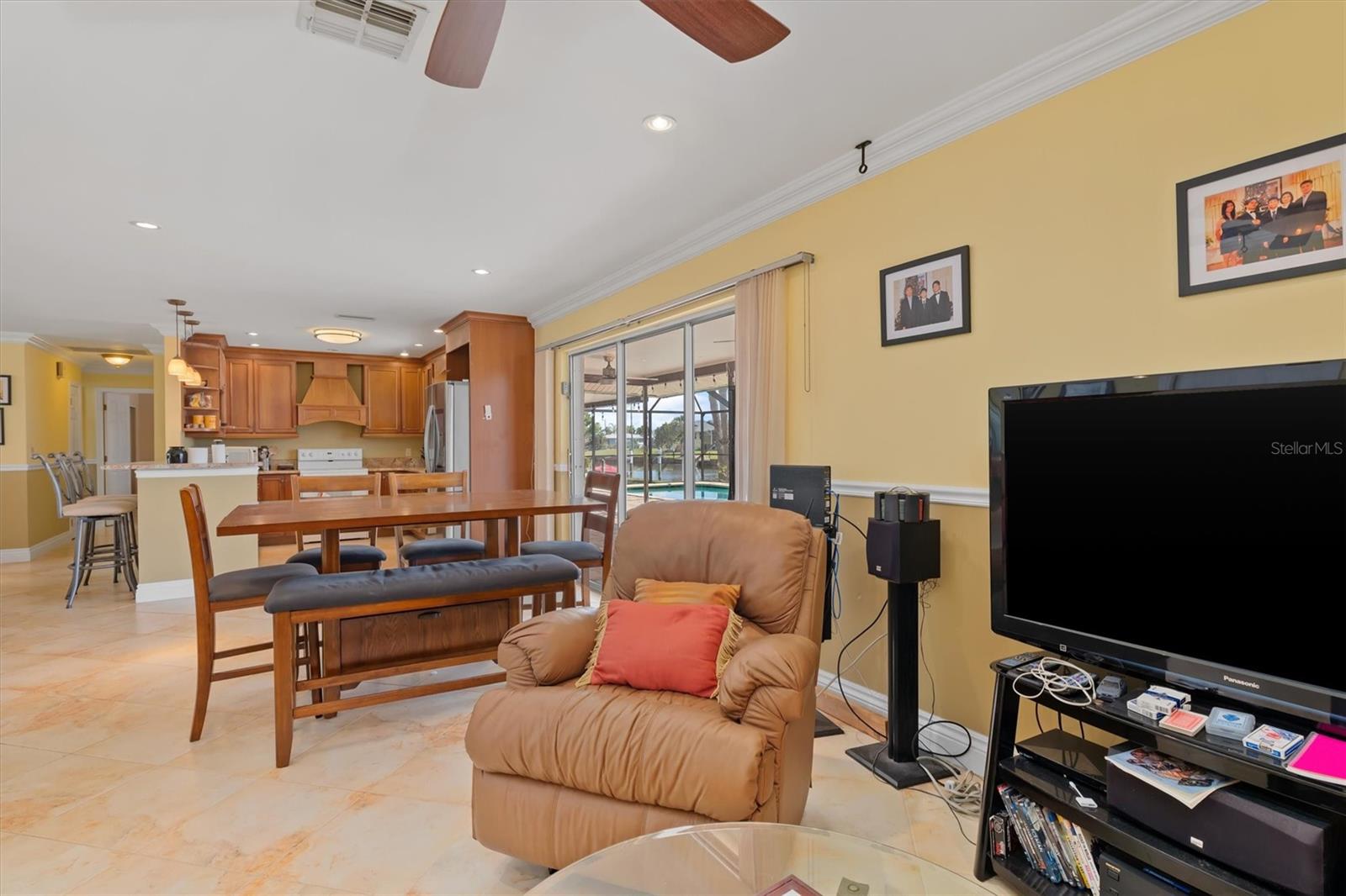 Image 10 of 46 For 109 Peckham Street Se