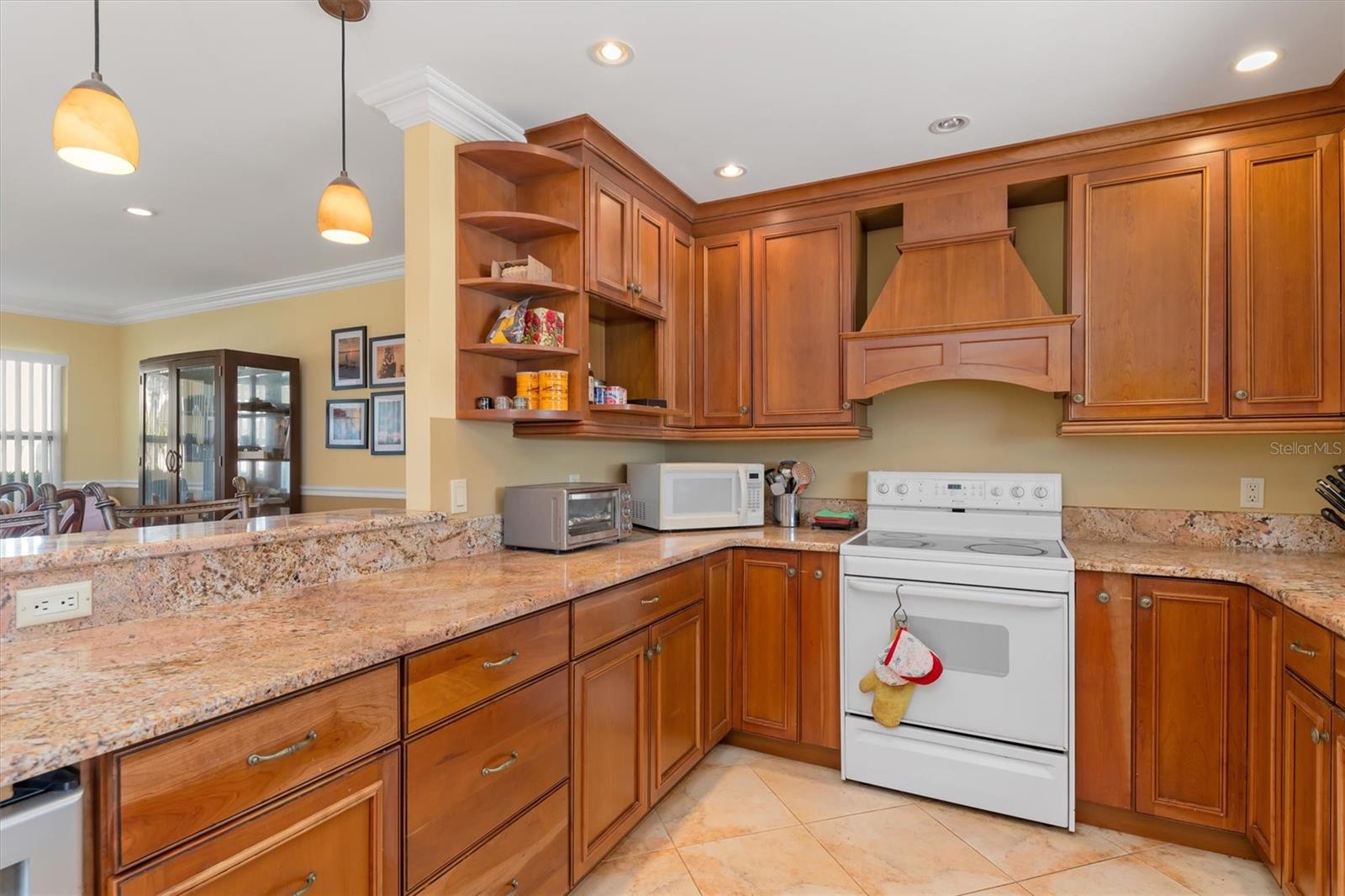 Image 11 of 46 For 109 Peckham Street Se