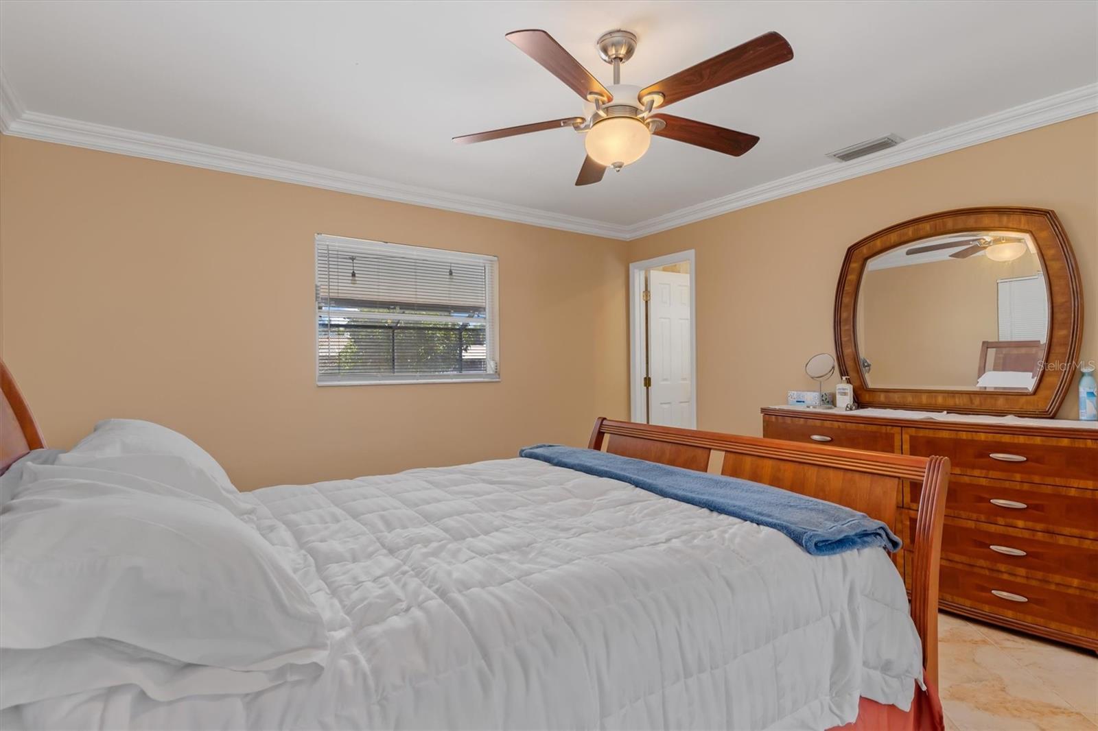 Image 22 of 46 For 109 Peckham Street Se