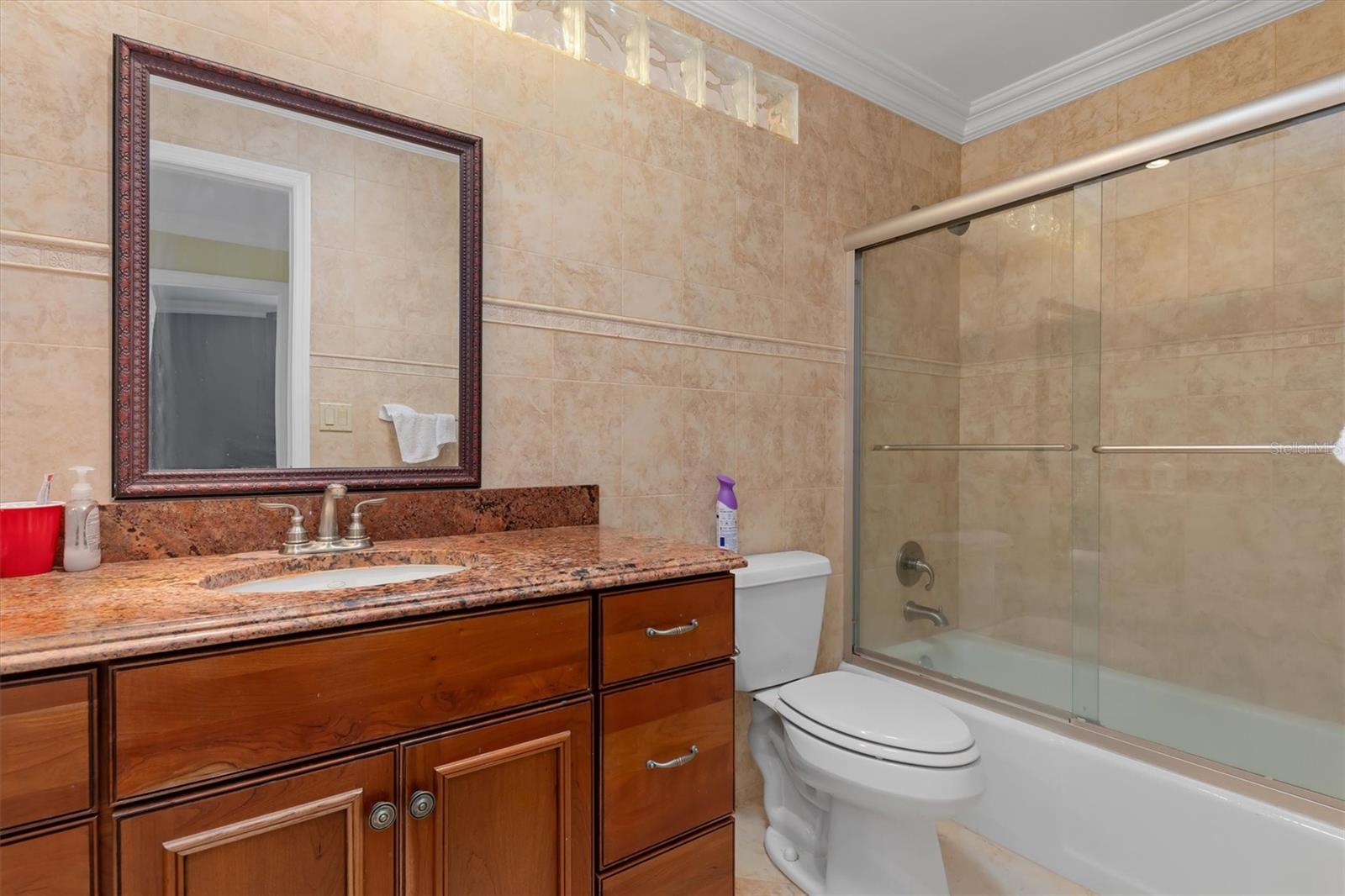 Image 26 of 46 For 109 Peckham Street Se