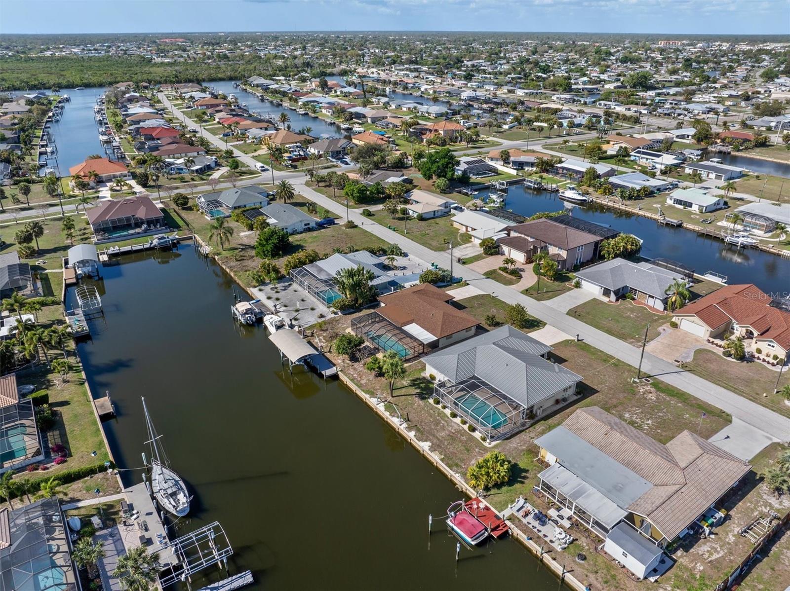 Image 36 of 46 For 109 Peckham Street Se