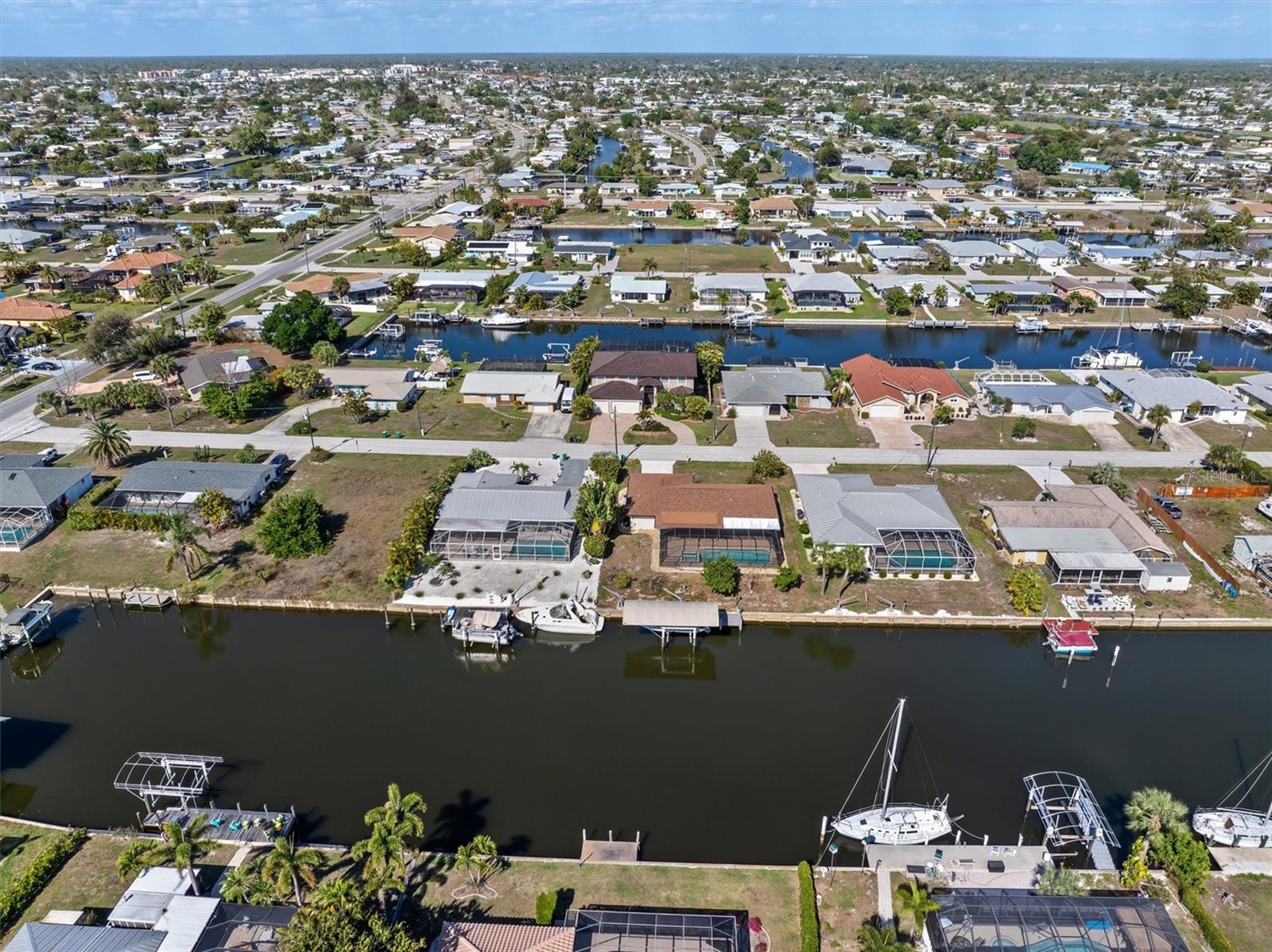 Image 39 of 46 For 109 Peckham Street Se