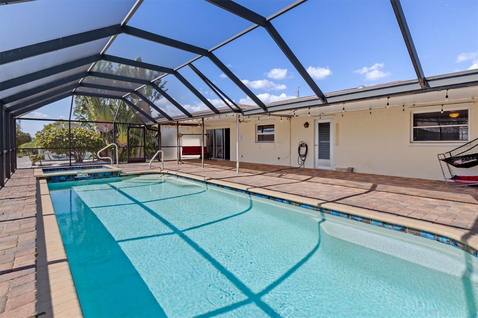 Image 4 of 46 For 109 Peckham Street Se