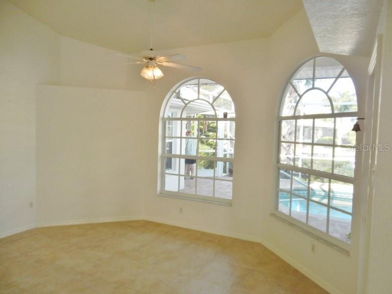 Image 12 of 22 For 1980 Aqui Esta Drive