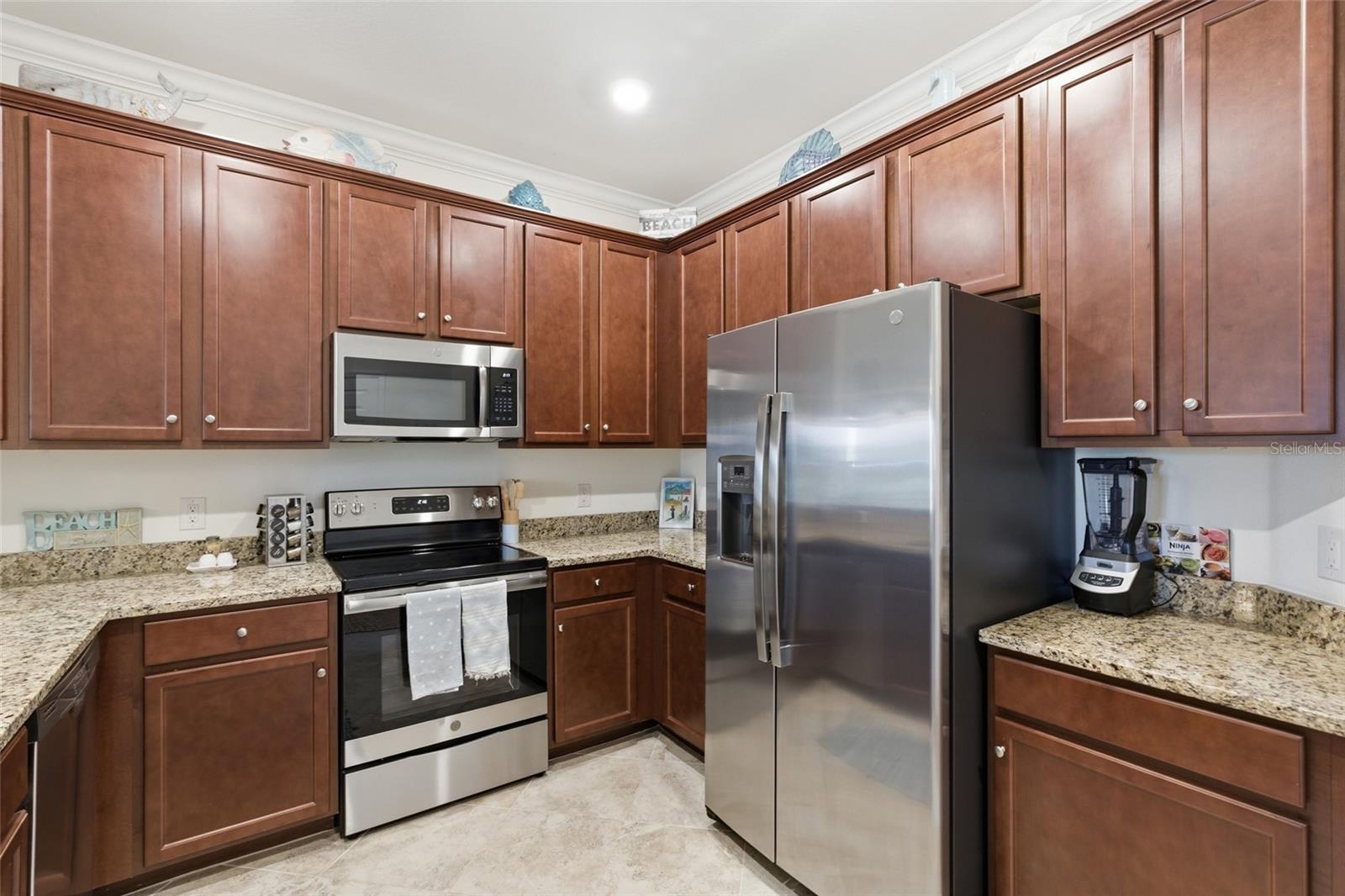 Image 12 of 45 For 20333 Lagente Circle