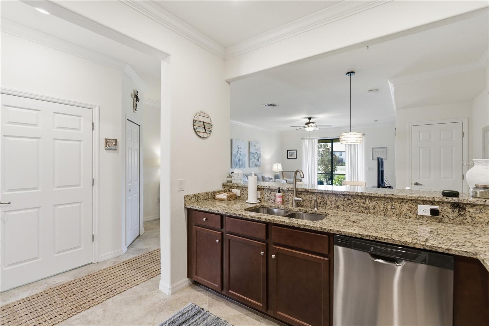 Image 14 of 45 For 20333 Lagente Circle