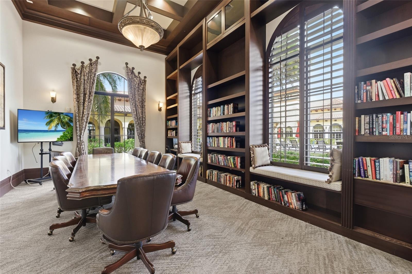 Image 38 of 45 For 20333 Lagente Circle