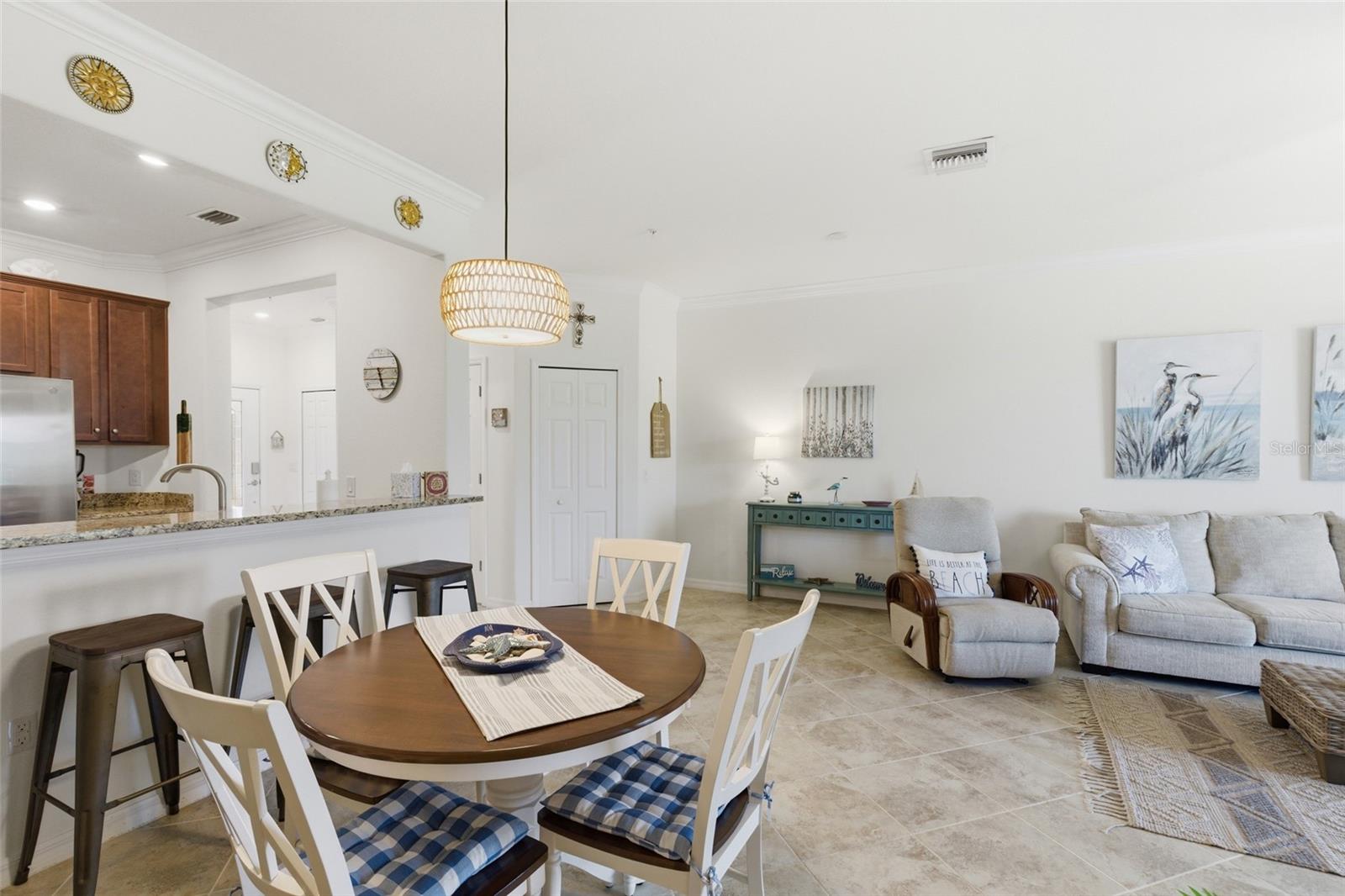 Image 9 of 45 For 20333 Lagente Circle