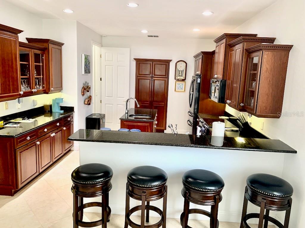 Image 10 of 52 For 24312 Westgate Boulevard