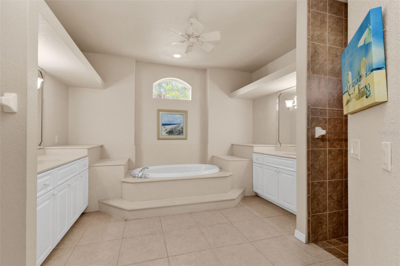 Image 34 of 49 For 25042 Bolivar Drive