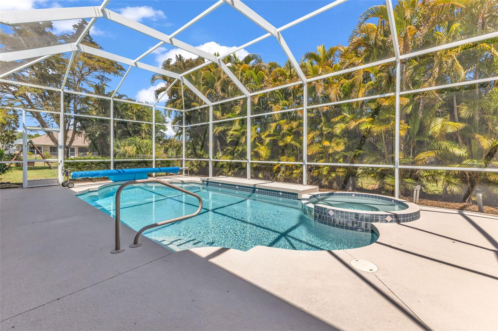 Image 5 of 49 For 25042 Bolivar Drive