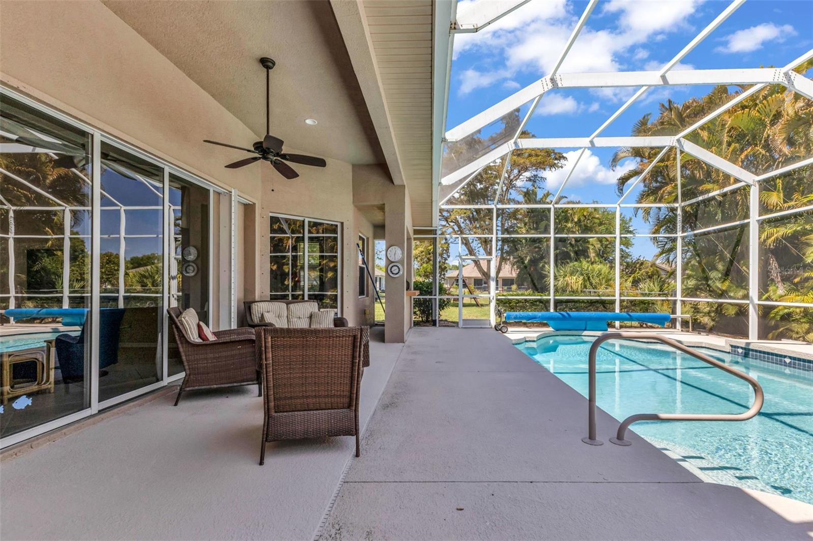 Image 9 of 49 For 25042 Bolivar Drive