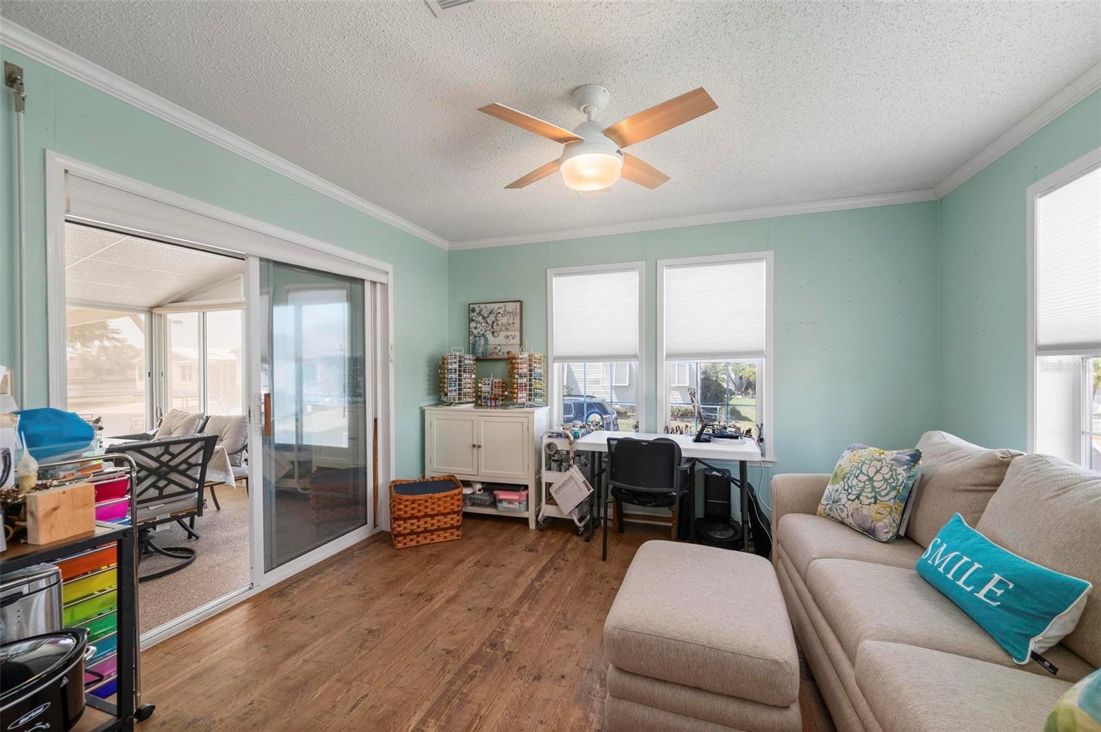 Image 17 of 66 For 1000 Kings Highway 373