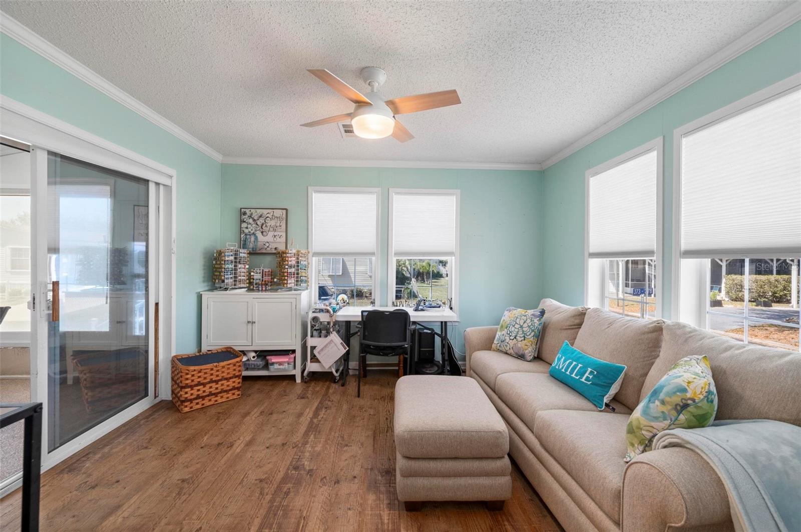 Image 18 of 66 For 1000 Kings Highway 373