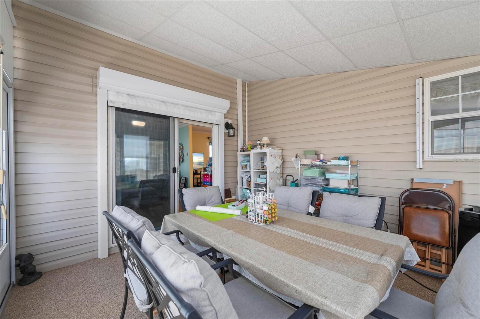 Image 31 of 66 For 1000 Kings Highway 373