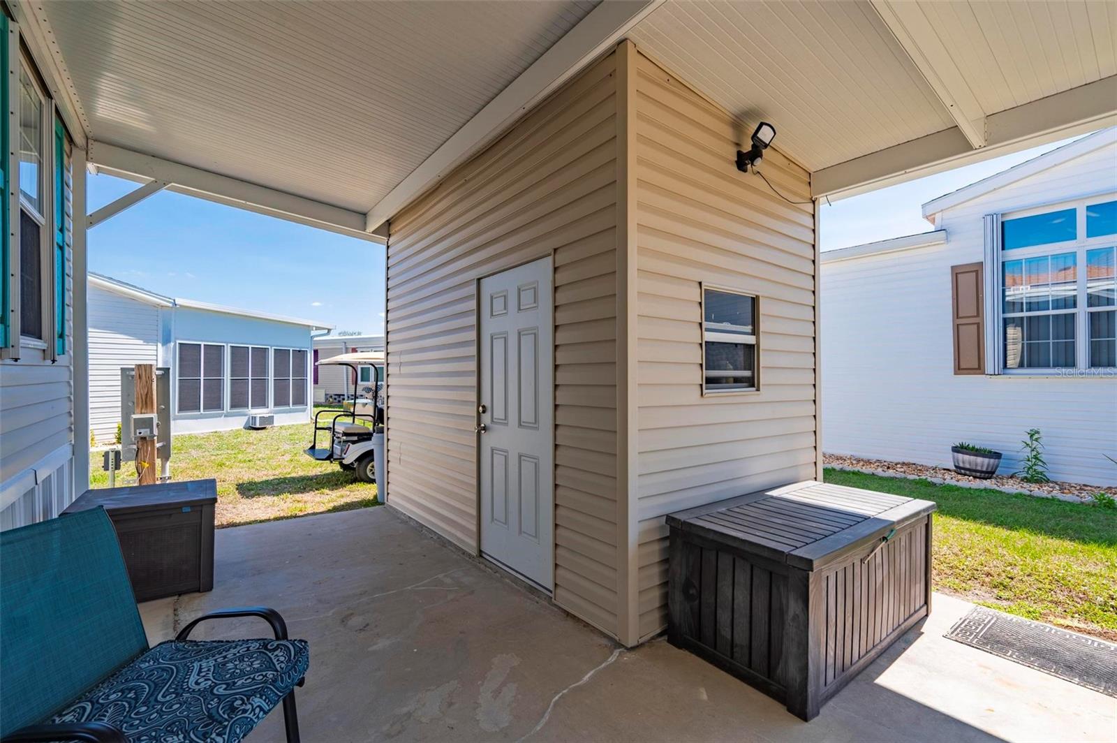 Image 38 of 66 For 1000 Kings Highway 373