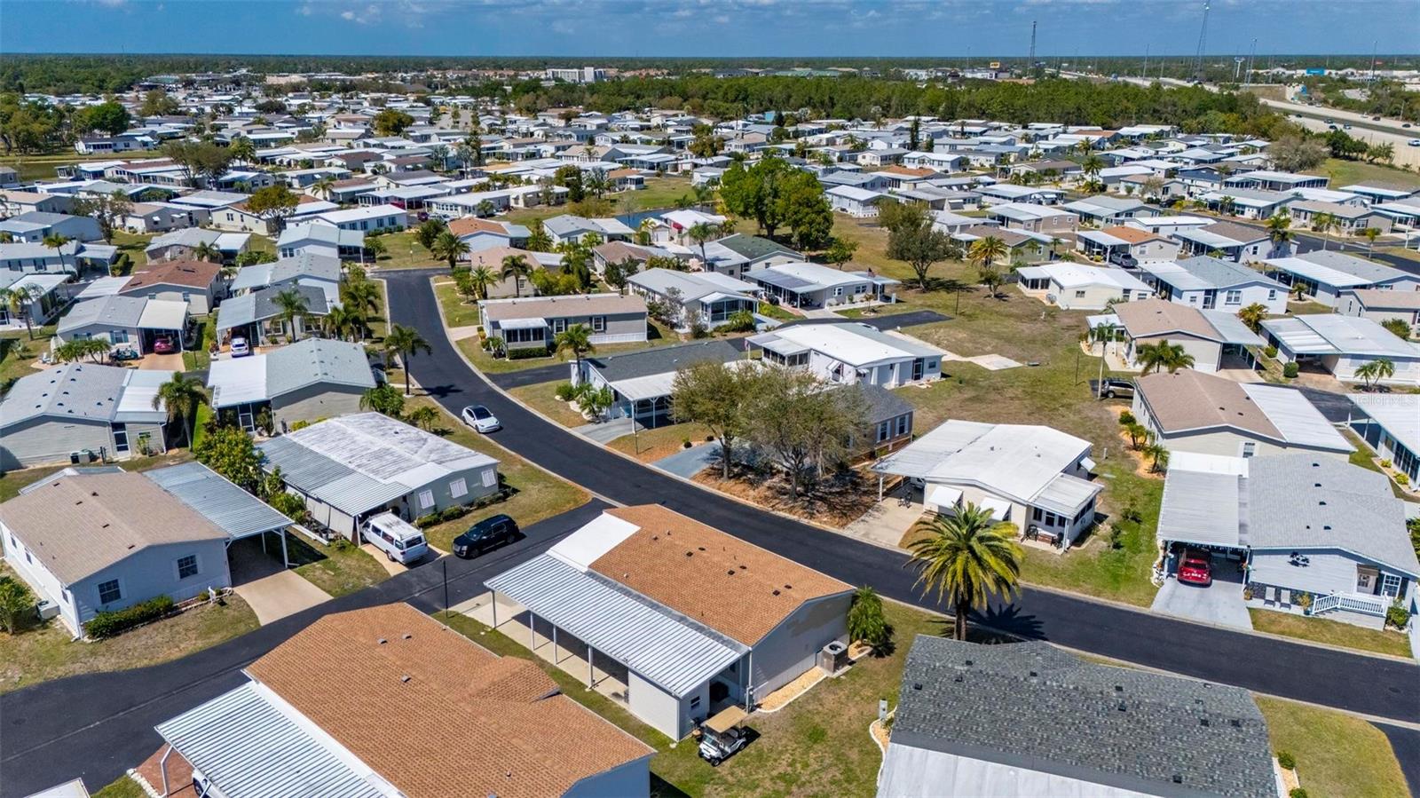 Image 48 of 66 For 1000 Kings Highway 373