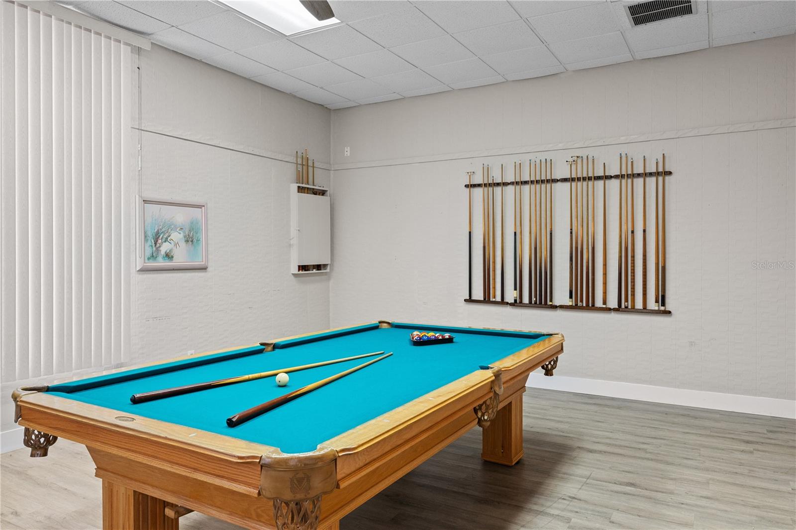 Image 64 of 66 For 1000 Kings Highway 373