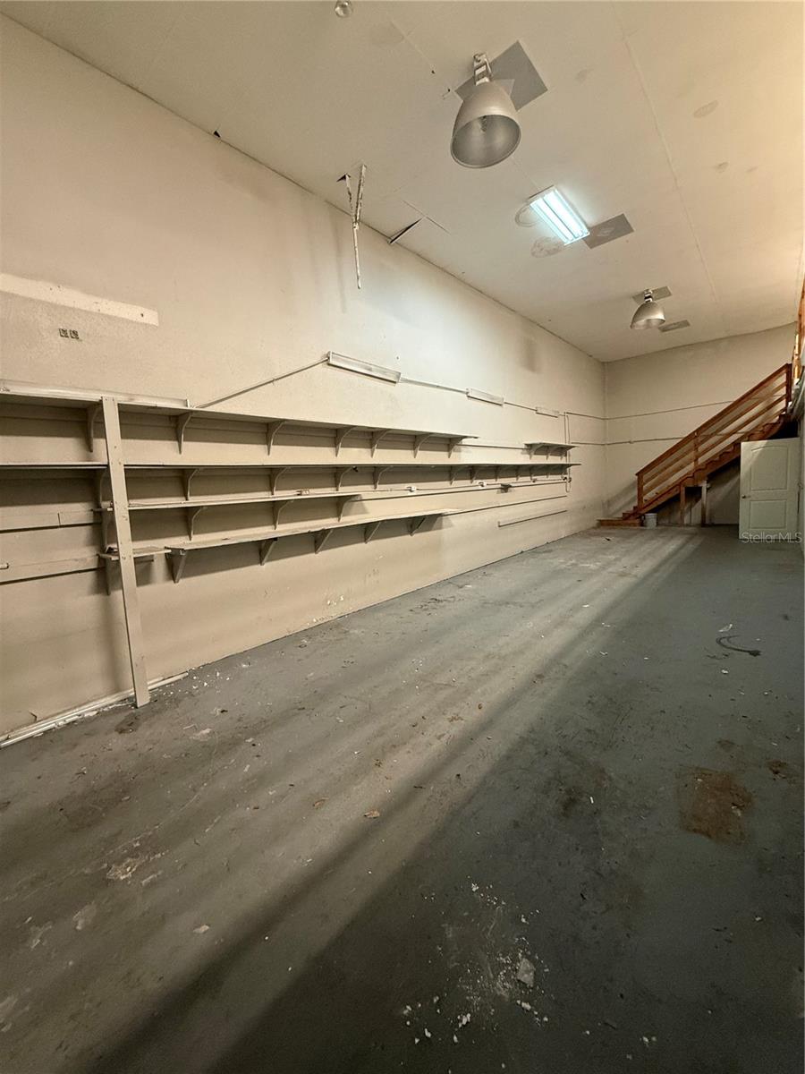 Image 10 of 16 For 18440 Paulson Drive C