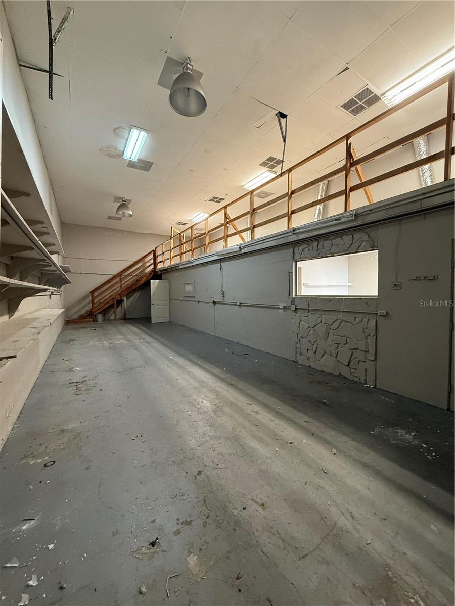 Image 11 of 16 For 18440 Paulson Drive C