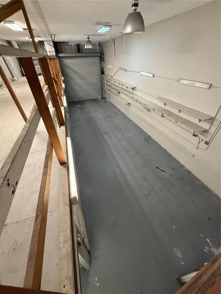 Image 14 of 16 For 18440 Paulson Drive C