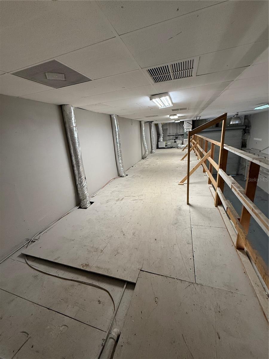 Image 6 of 16 For 18440 Paulson Drive C