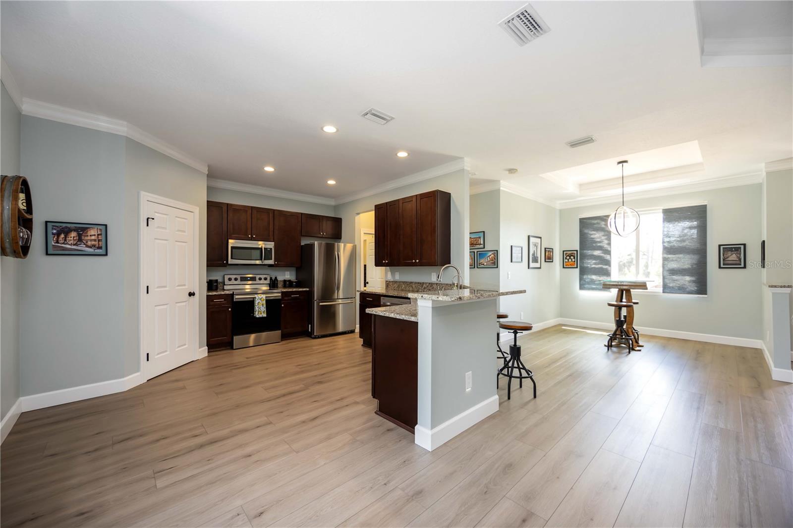 Image 13 of 48 For 3133 San Mateo Drive