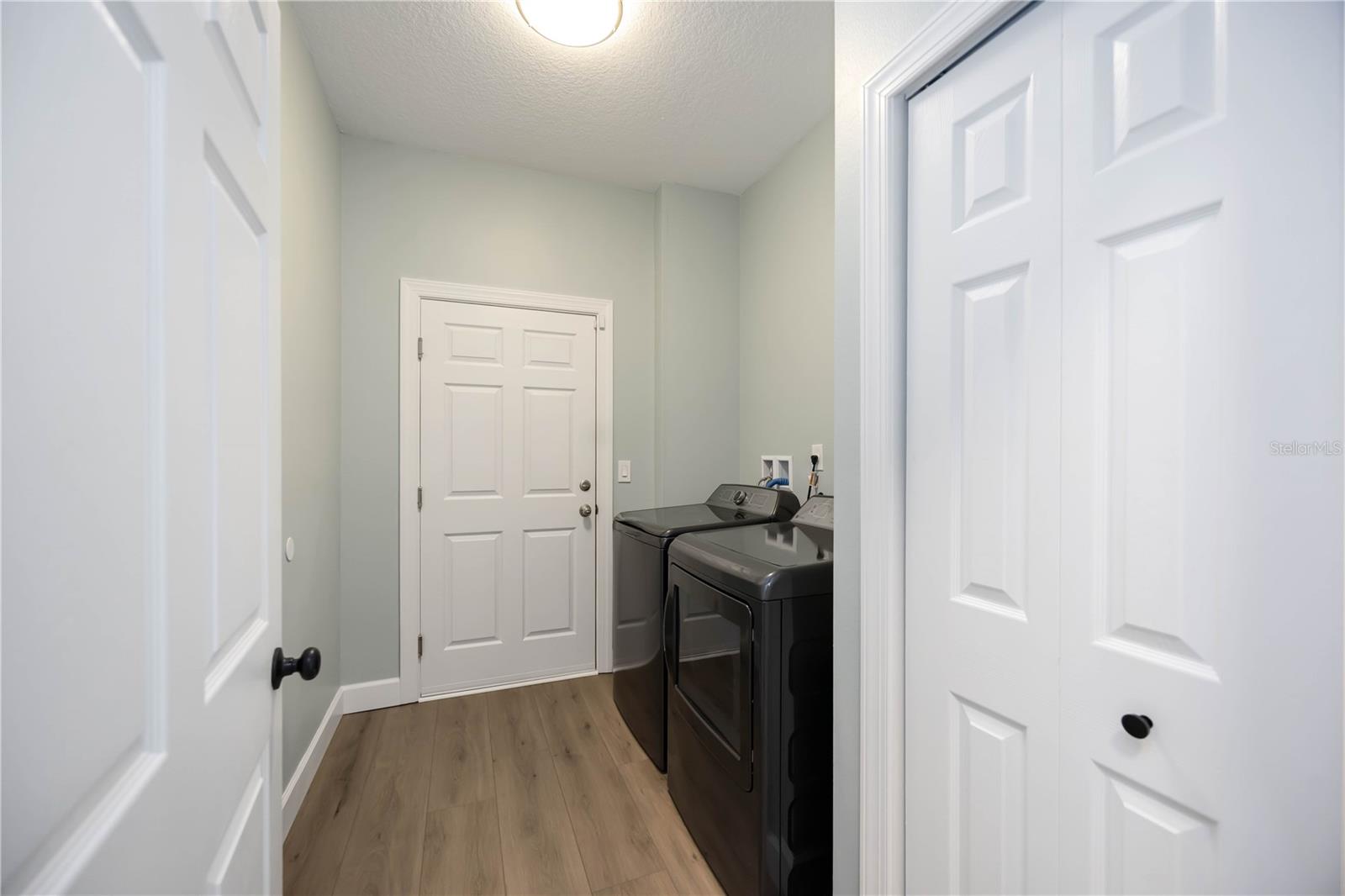 Image 31 of 48 For 3133 San Mateo Drive