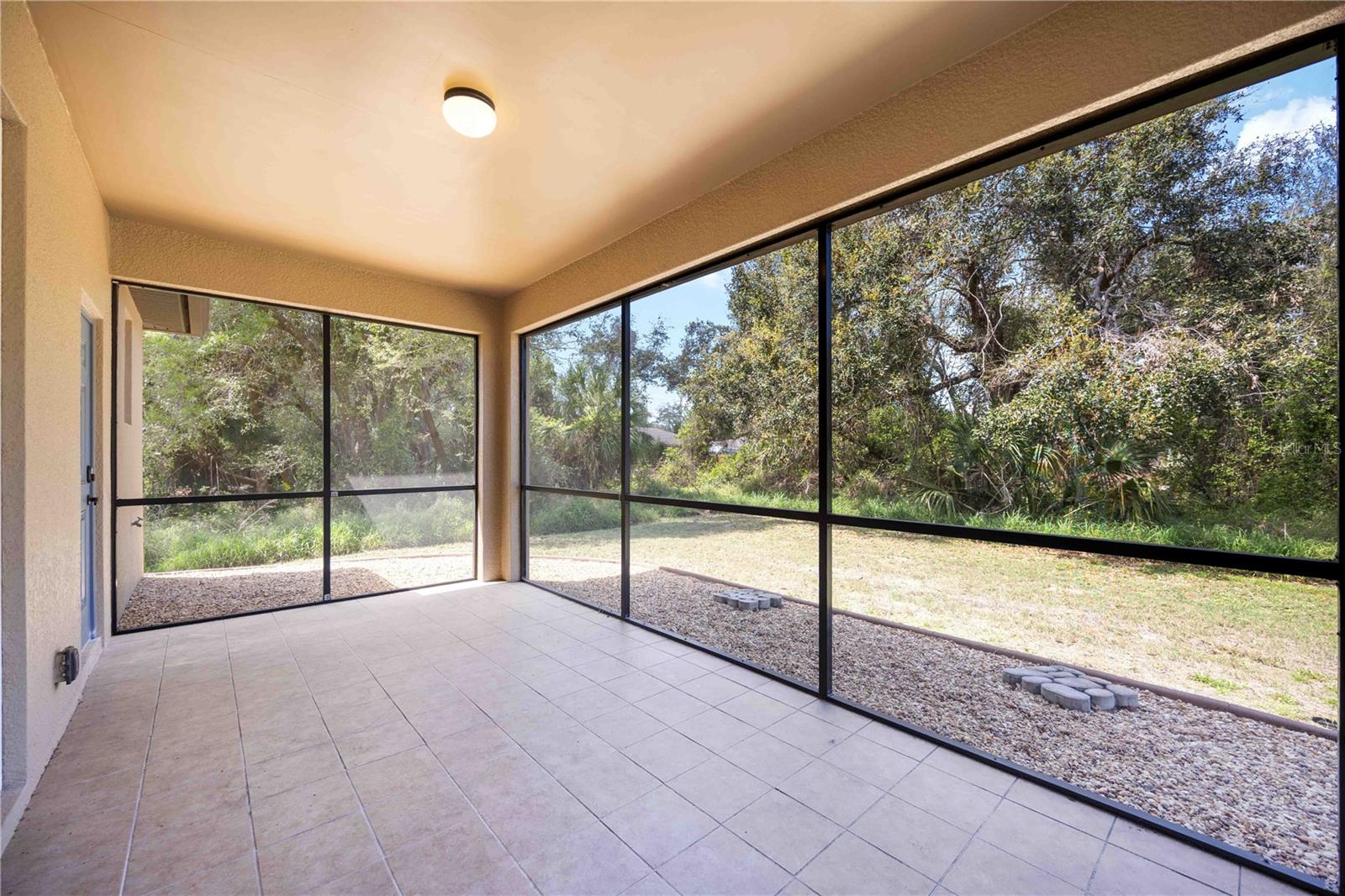 Image 35 of 48 For 3133 San Mateo Drive