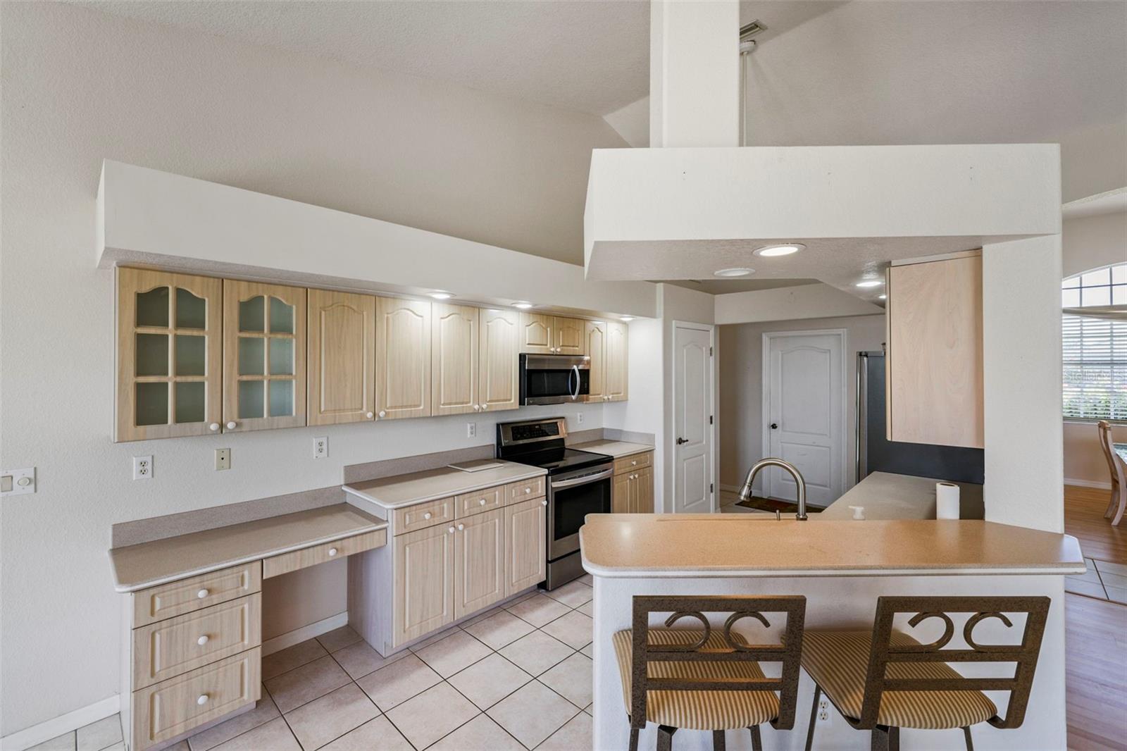 Image 19 of 36 For 12942 Kingsway Circle