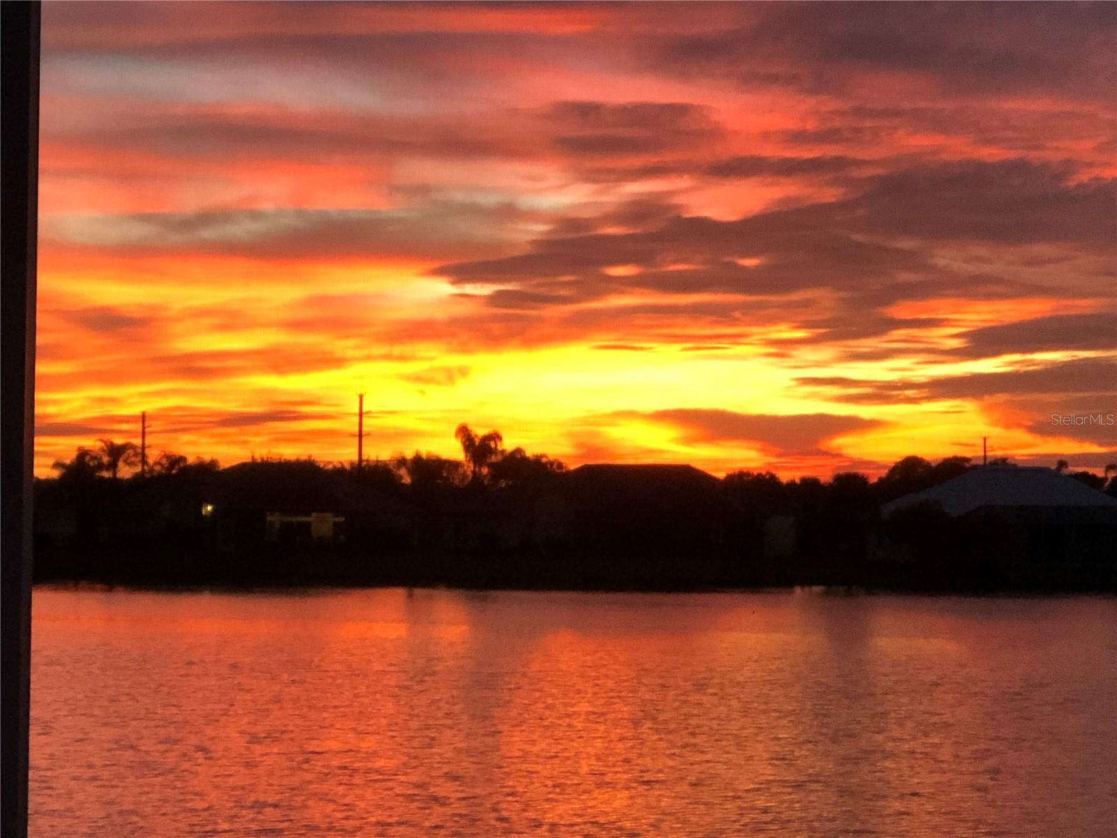 Image 2 of 36 For 12942 Kingsway Circle