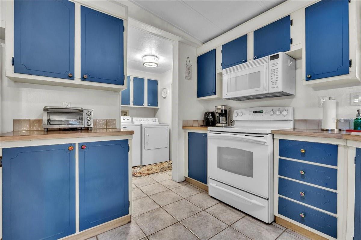 Image 12 of 45 For 350 Horizon Drive