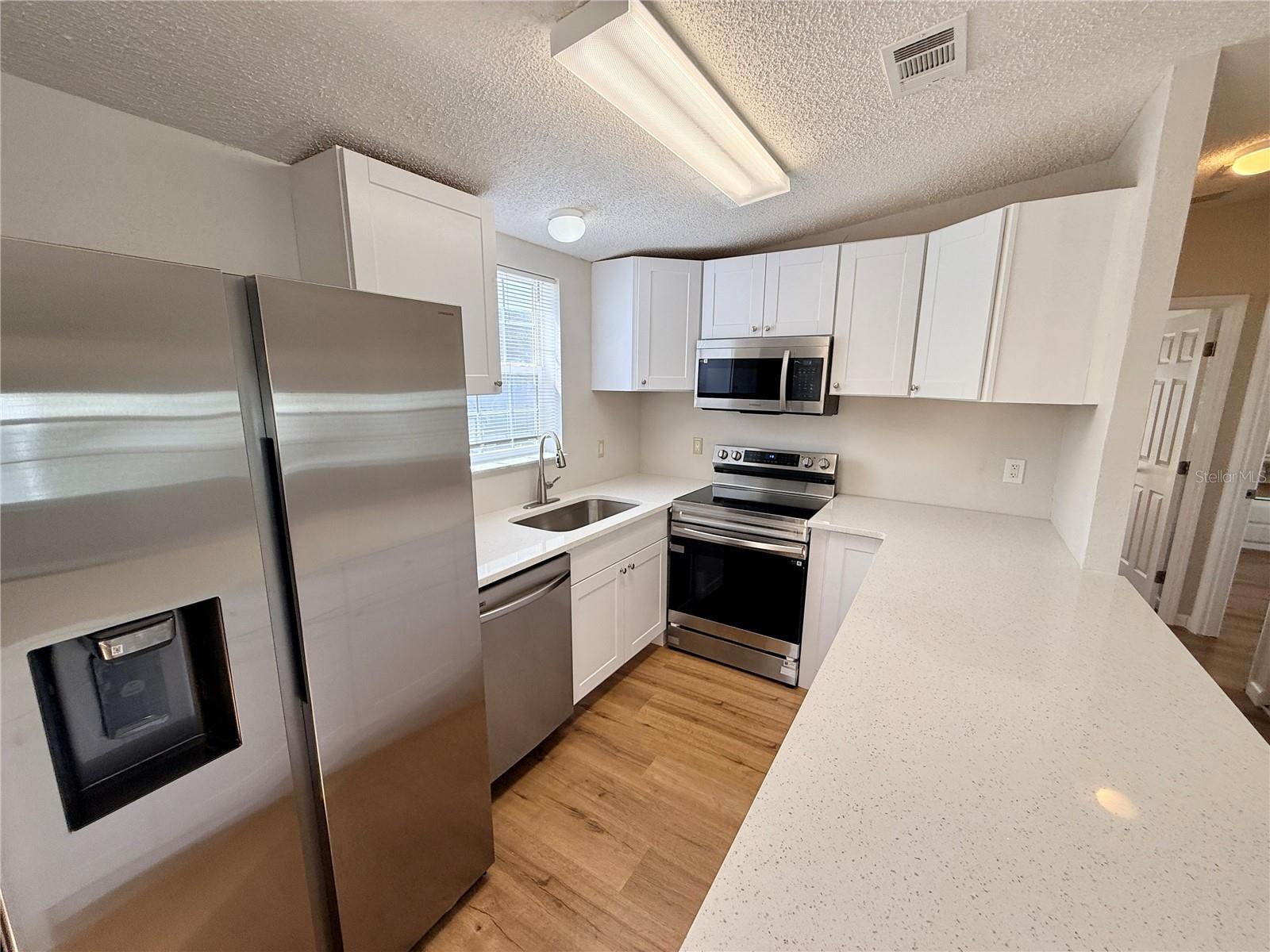 Image 12 of 27 For 3019 Sunny Harbor Drive