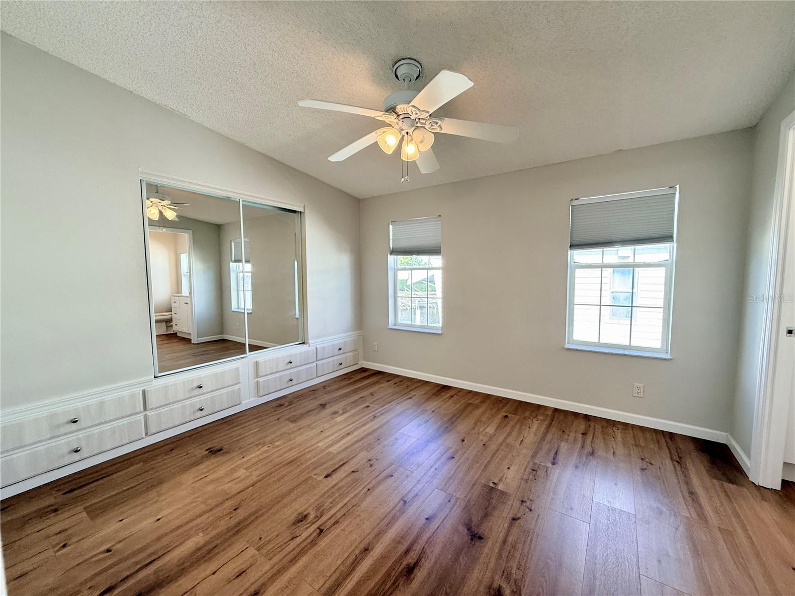 Image 15 of 27 For 3019 Sunny Harbor Drive