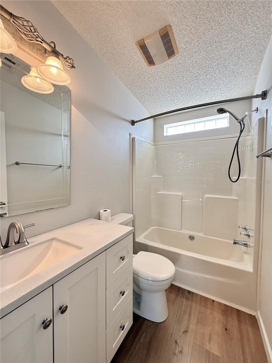 Image 20 of 27 For 3019 Sunny Harbor Drive