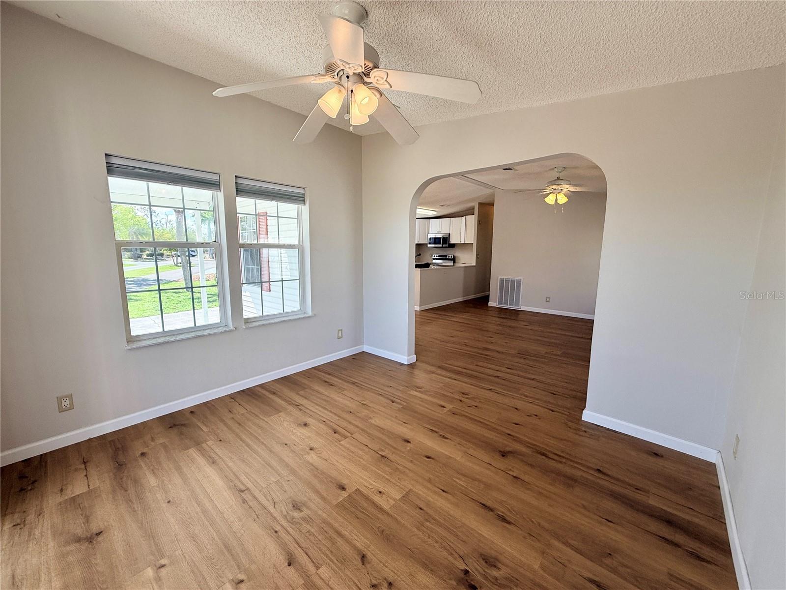 Image 5 of 27 For 3019 Sunny Harbor Drive