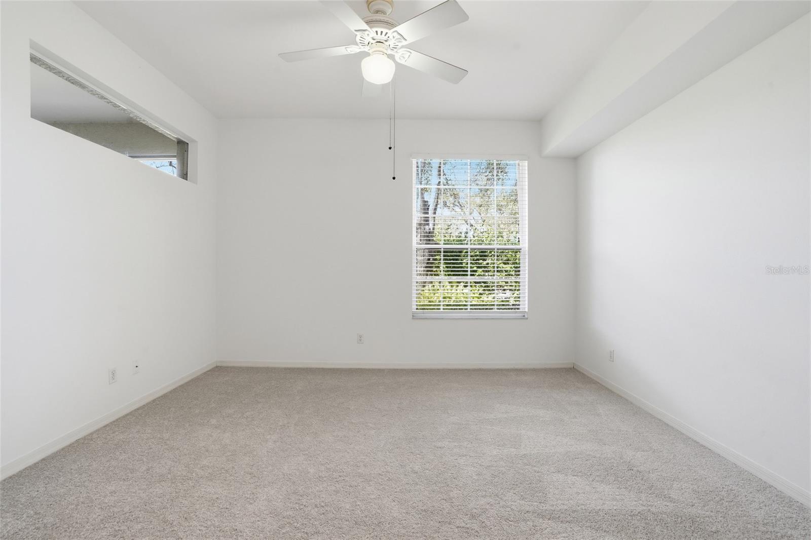 Image 25 of 38 For 15153 Oxford Cove 2303