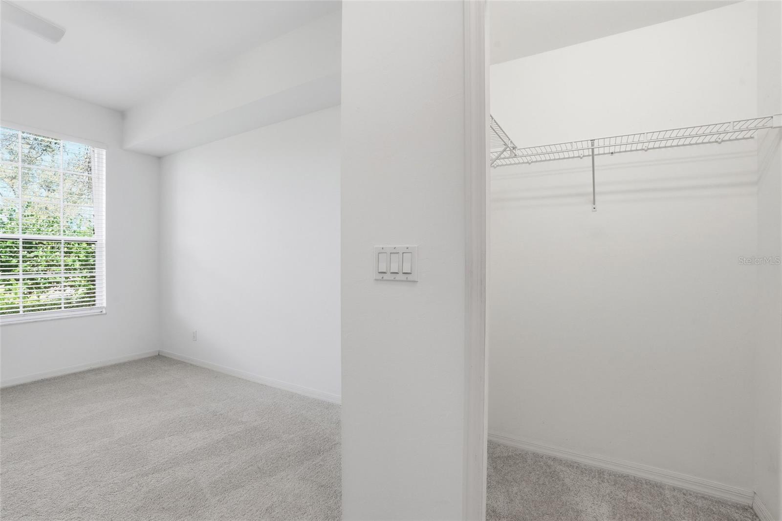 Image 26 of 38 For 15153 Oxford Cove 2303