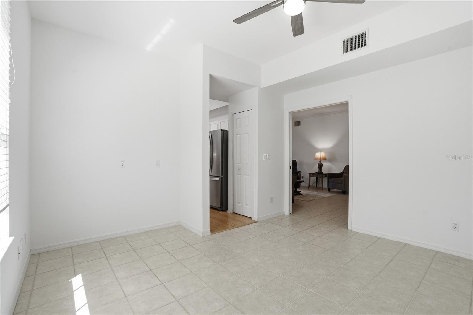 Image 30 of 38 For 15153 Oxford Cove 2303