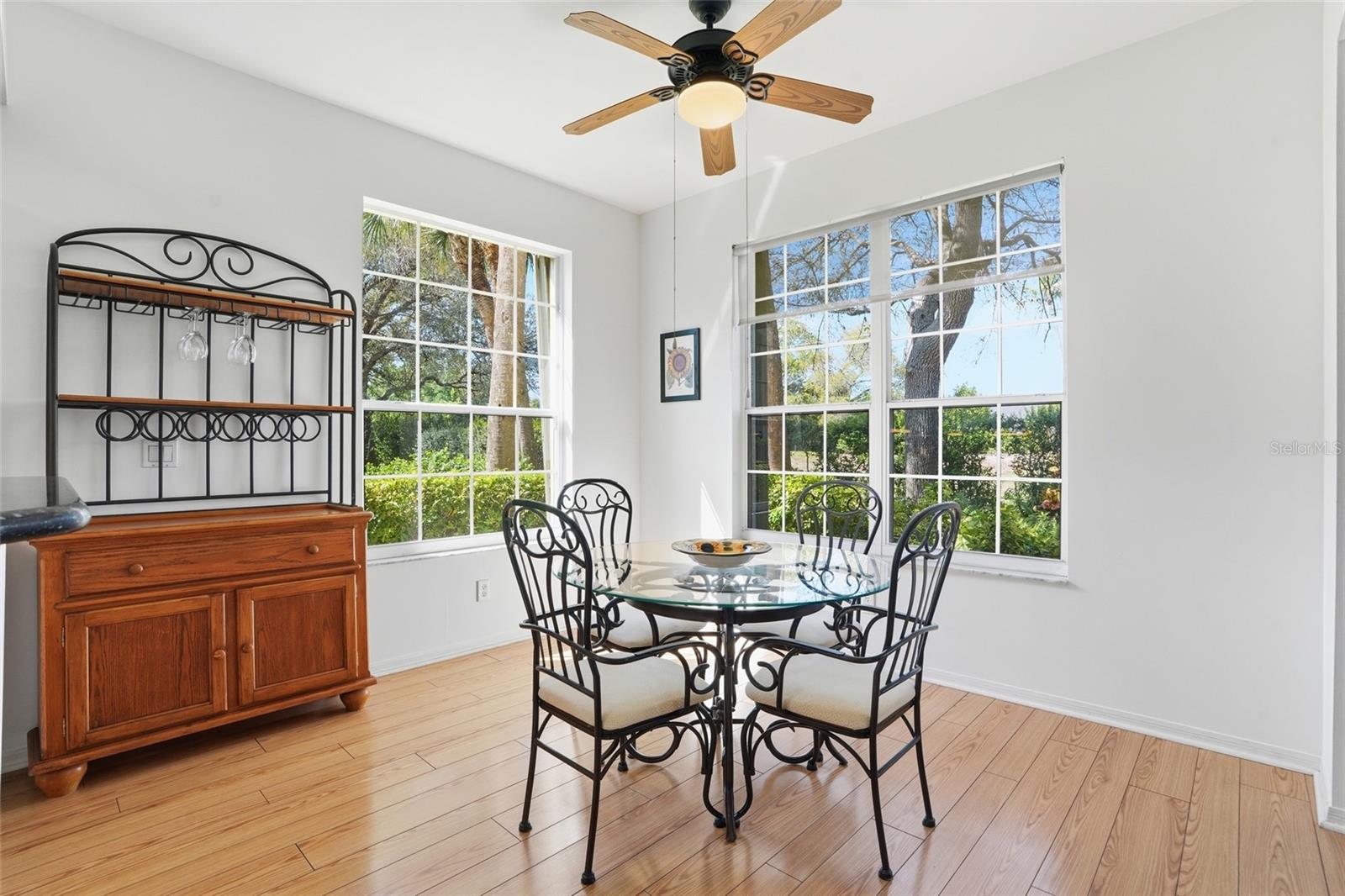 Image 4 of 38 For 15153 Oxford Cove 2303