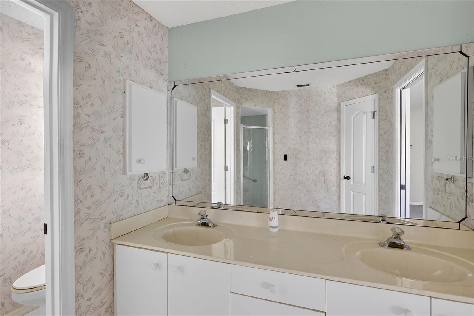 Image 28 of 41 For 1803 Ashley Drive