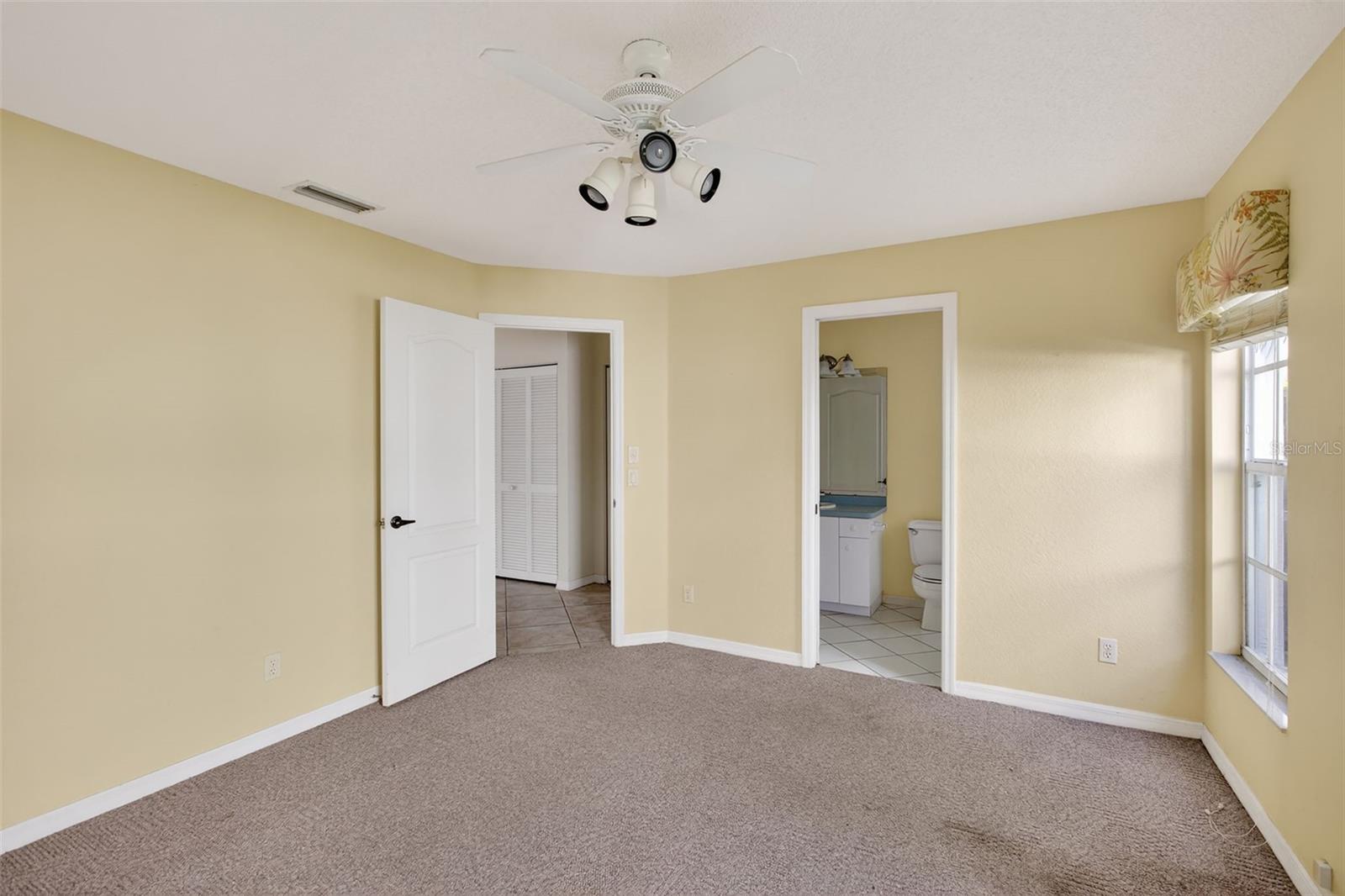 Image 35 of 41 For 1803 Ashley Drive