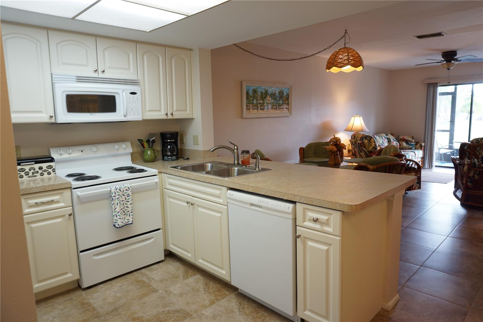 Image 6 of 46 For 25275 Rampart Boulevard 1404