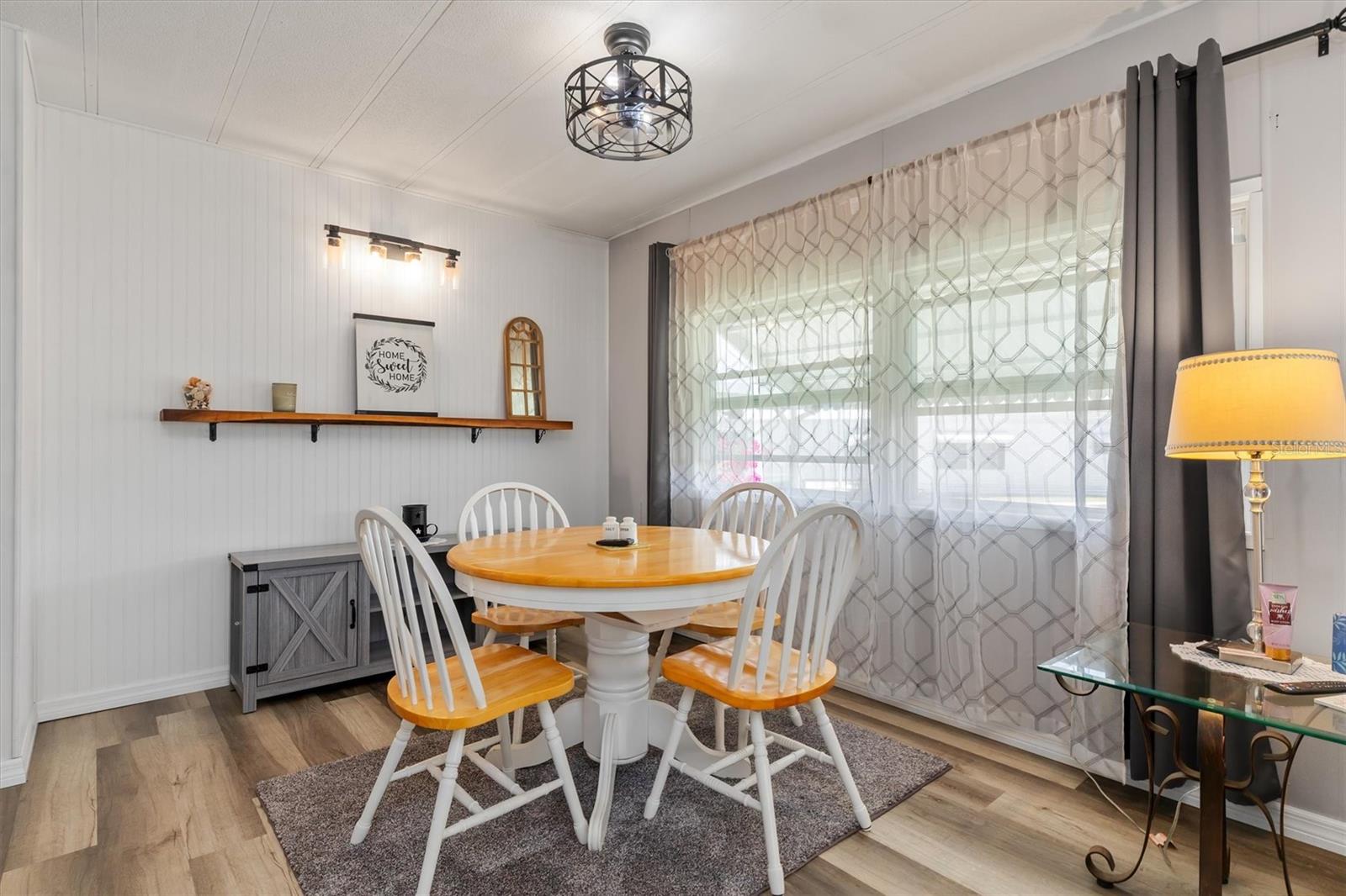 Image 13 of 36 For 8320 Riverside Drive 75