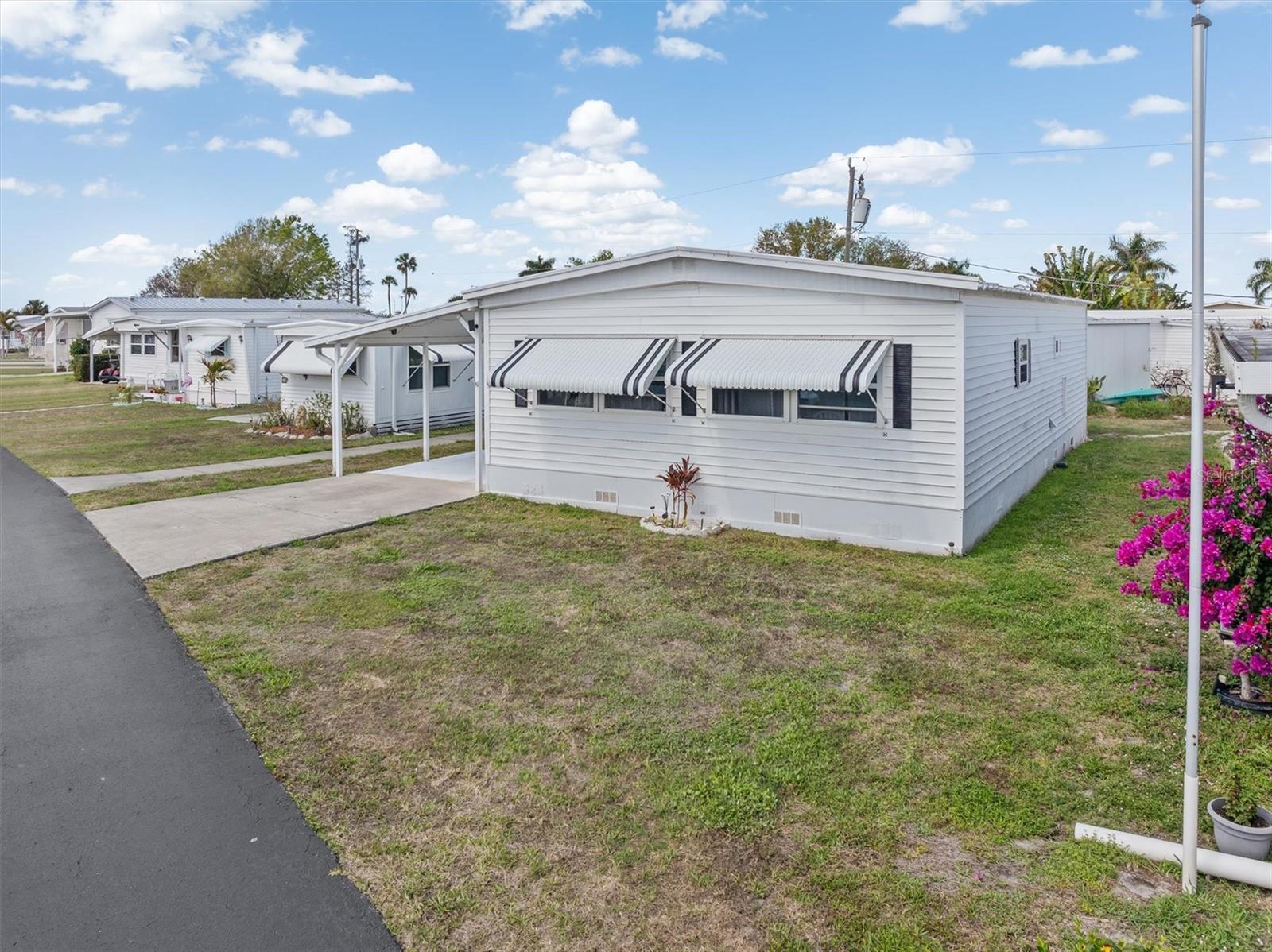 Image 25 of 36 For 8320 Riverside Drive 75