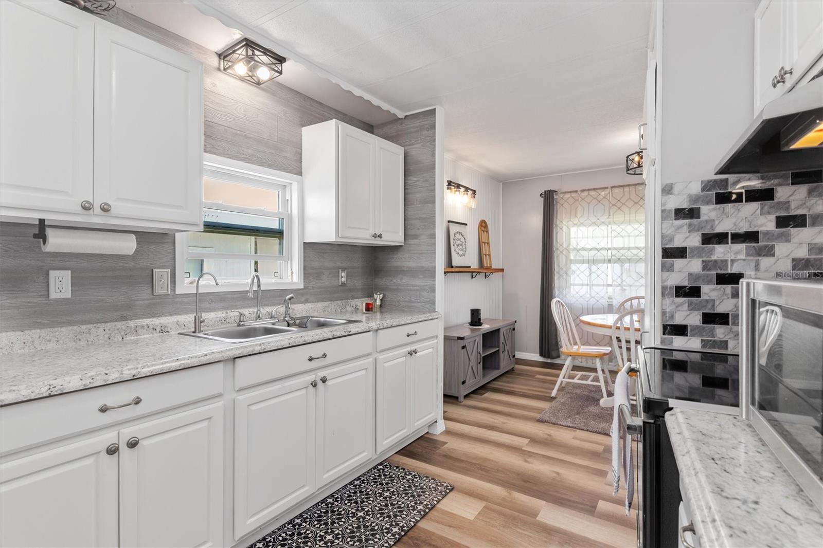 Image 8 of 36 For 8320 Riverside Drive 75