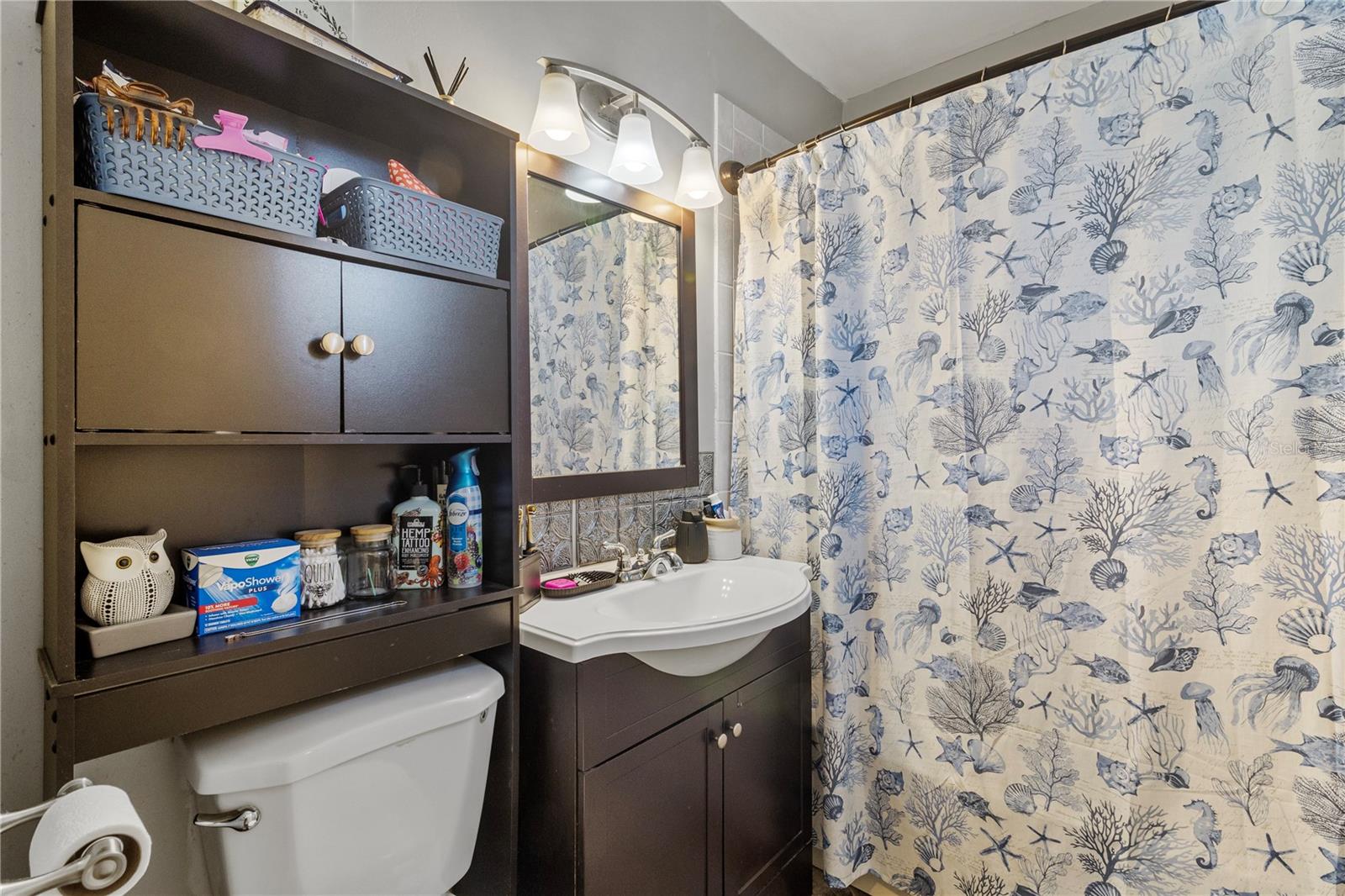 Image 16 of 20 For 21322 Austin Avenue